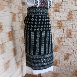 COSTUM TRADITIONAL 2 PIESE {CATRINTA, BRAU} – CT 052