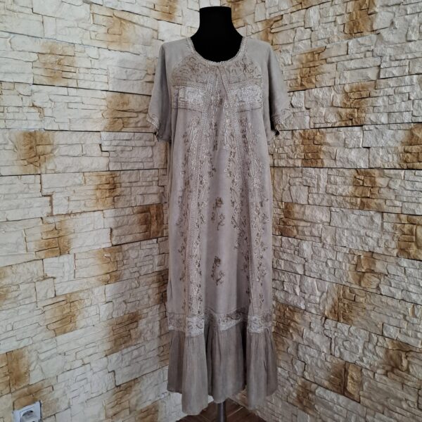 RB 025 ROCHIE BRODATA