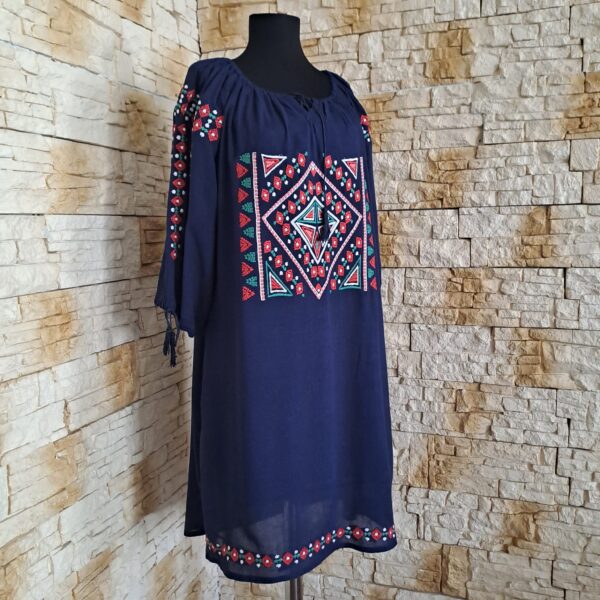 RT 122 ROCHIE BRODATA - imagine 2