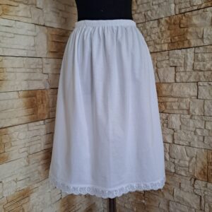 F 087 JUPA CU DANTELA