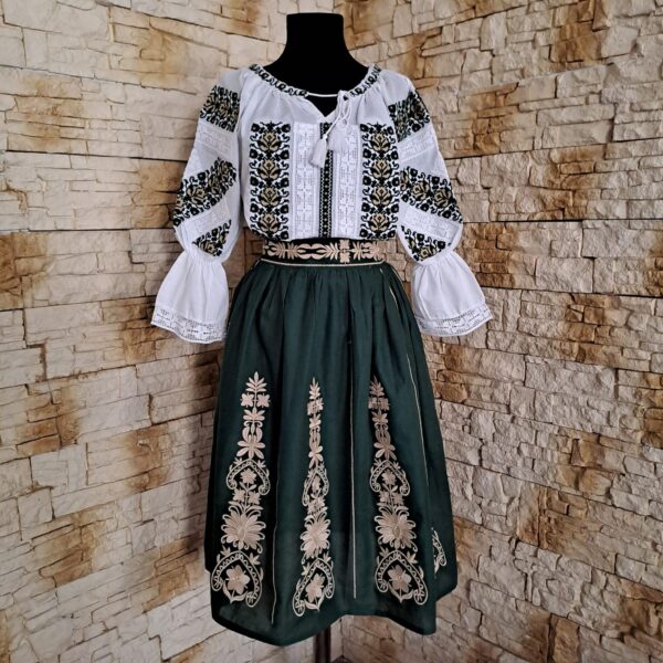 SET 2 PIESE [IE, FUSTA] SD 085