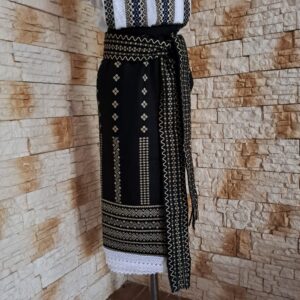 COSTUM TRADITIONAL 2 PIESE {CATRINTA, BRAU} – CT 066