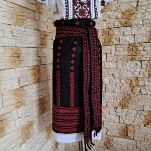 COSTUM TRADITIONAL 2 PIESE {CATRINTA, BRAU} – CT 067