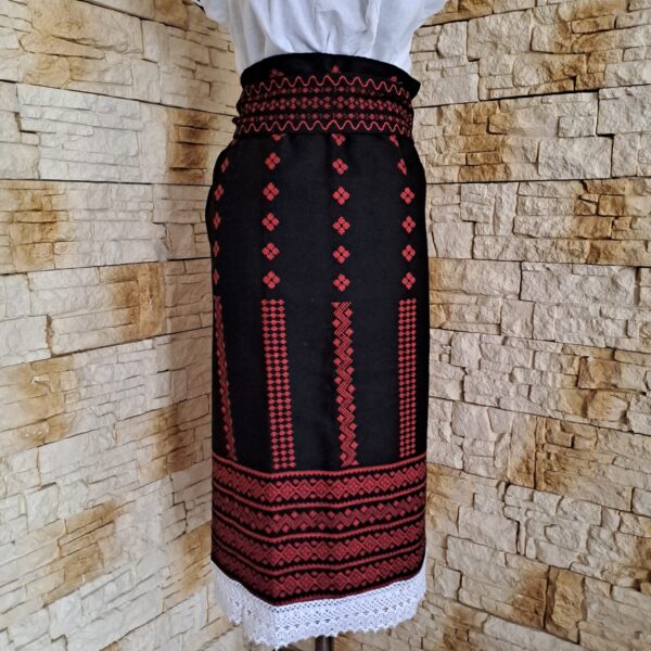 COSTUM TRADITIONAL 2 PIESE {CATRINTA, BRAU} – CT 067 - imagine 3