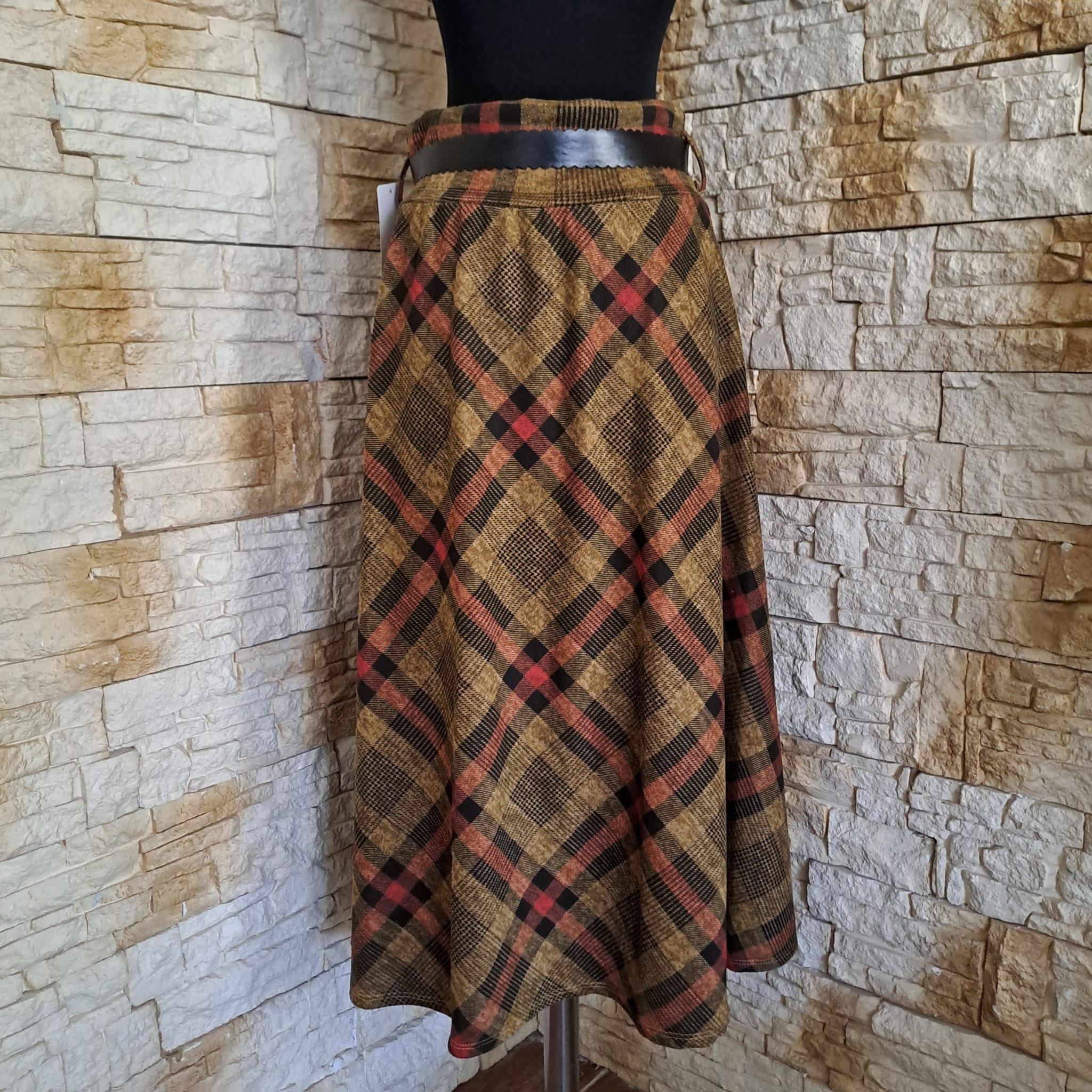 F 180 FUSTA IN CAROURI - imagine 3