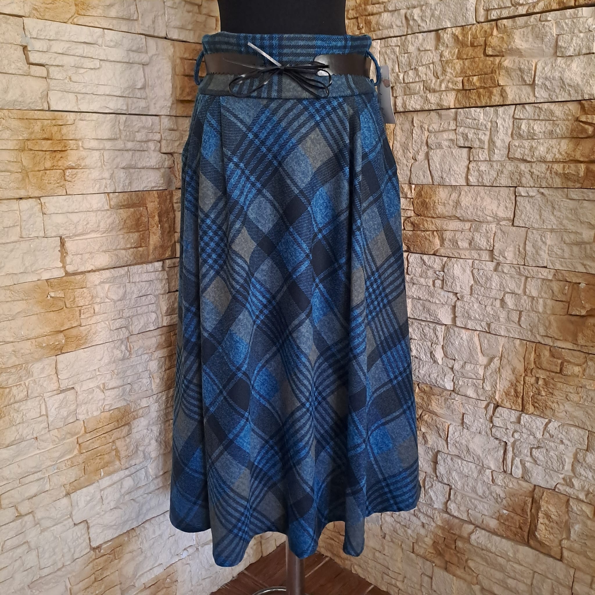 F 182 FUSTA IN CAROURI