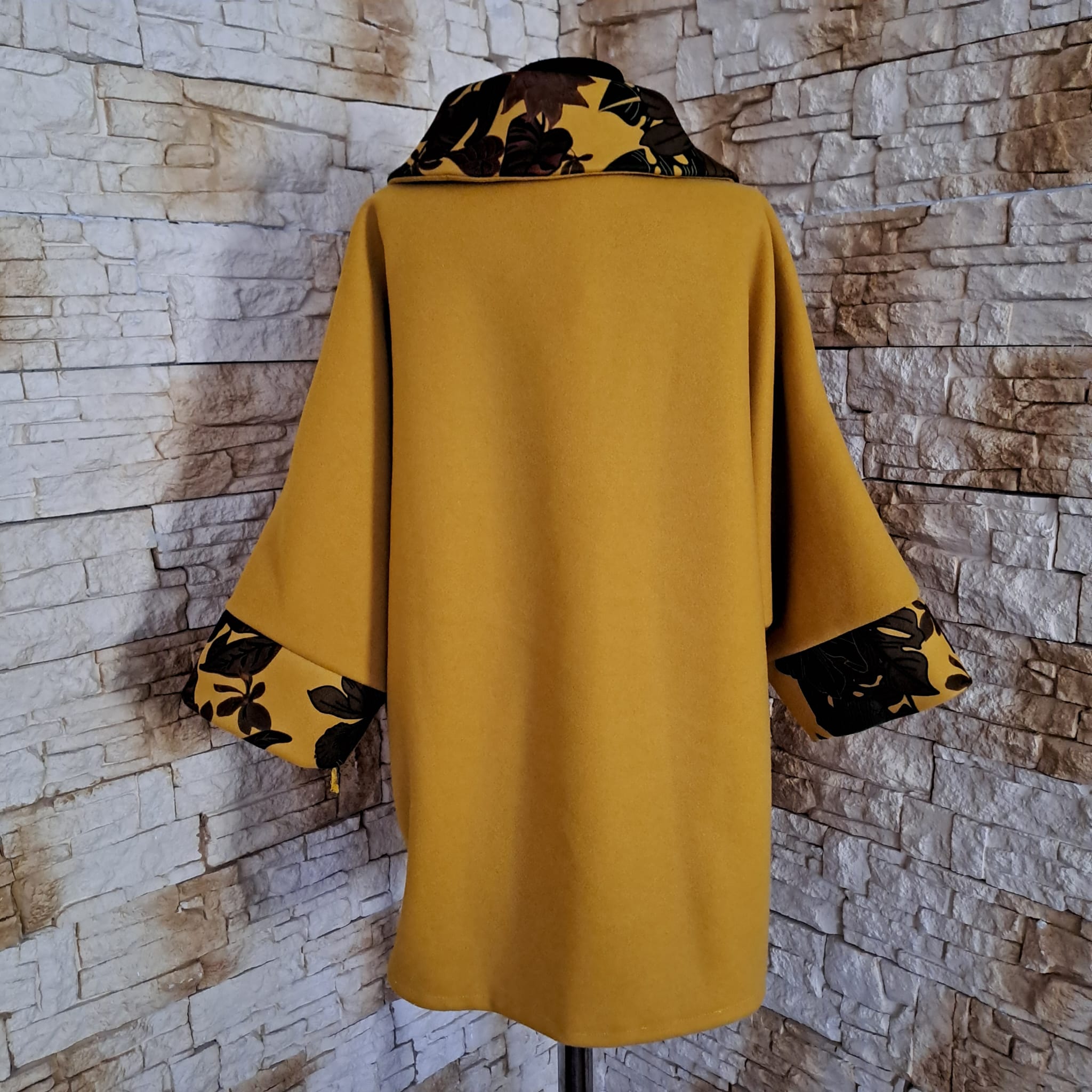 J 014 JACHETA - imagine 3