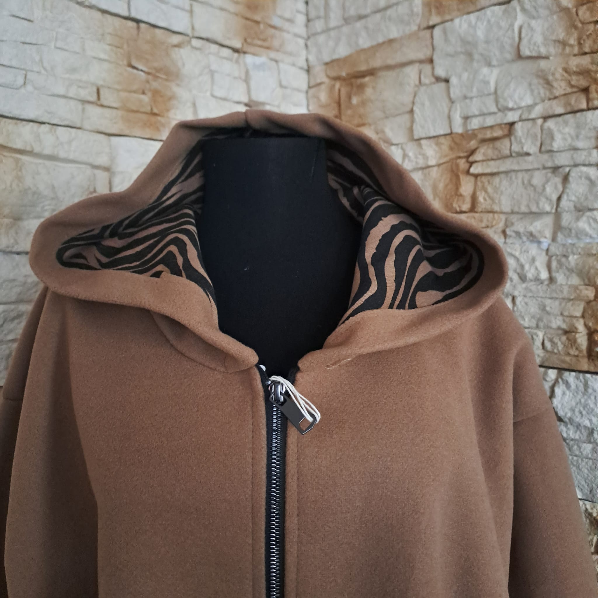 J 007 JACHETA - imagine 3