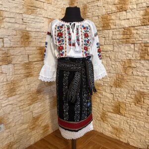 COSTUM FATA 3 PIESE (IE, CATRINTA, BRAU) CF 030