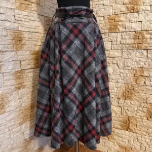 F 196 FUSTA IN CAROURI