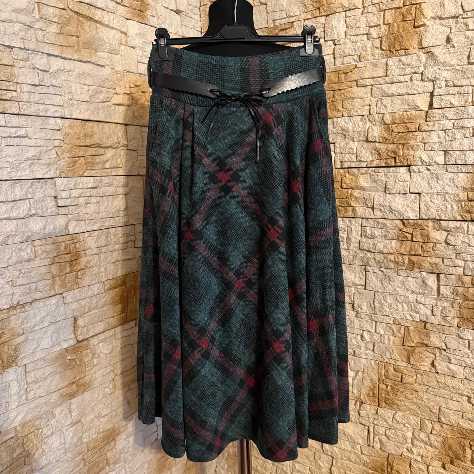 F 197 FUSTA IN CAROURI - imagine 2