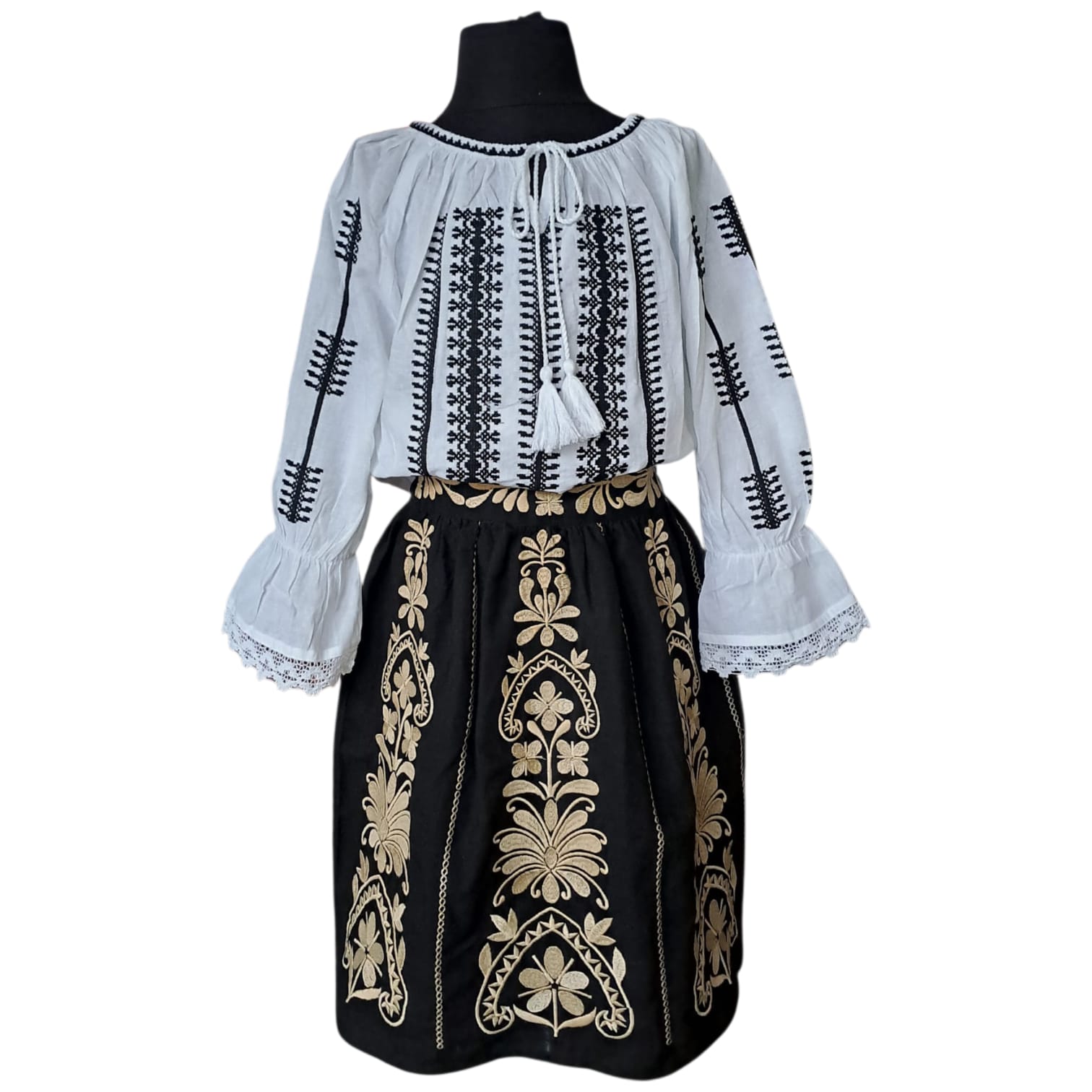 SET IE CU FUSTA FETITA SF 016