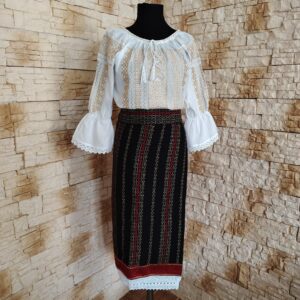 COSTUM TRADITIONAL 3 PIESE {CATRINTA, BRAU, IE} – CT 022