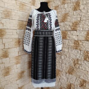 COSTUM TRADITIONAL 3 PIESE {CATRINTA, BRAU, IE} – CT 088