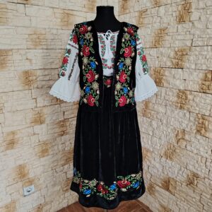 COSTUM TRADITIONAL CATIFEA, 3 PIESE {FUSTA, VESTA, IE }- CT 006