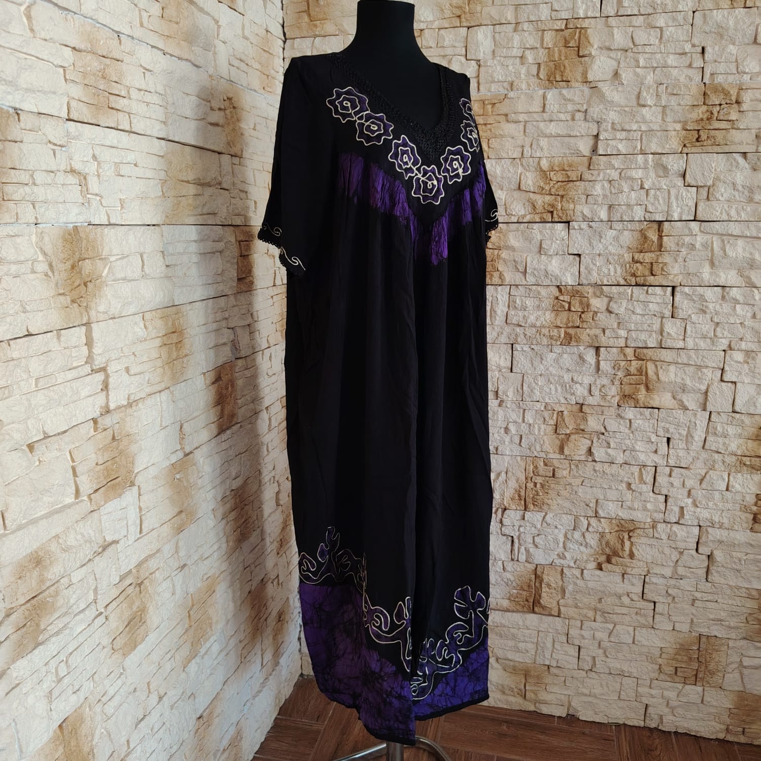 RV 57 ROCHIE INDIANA CU BRODERIE ARTIZANALA - imagine 3