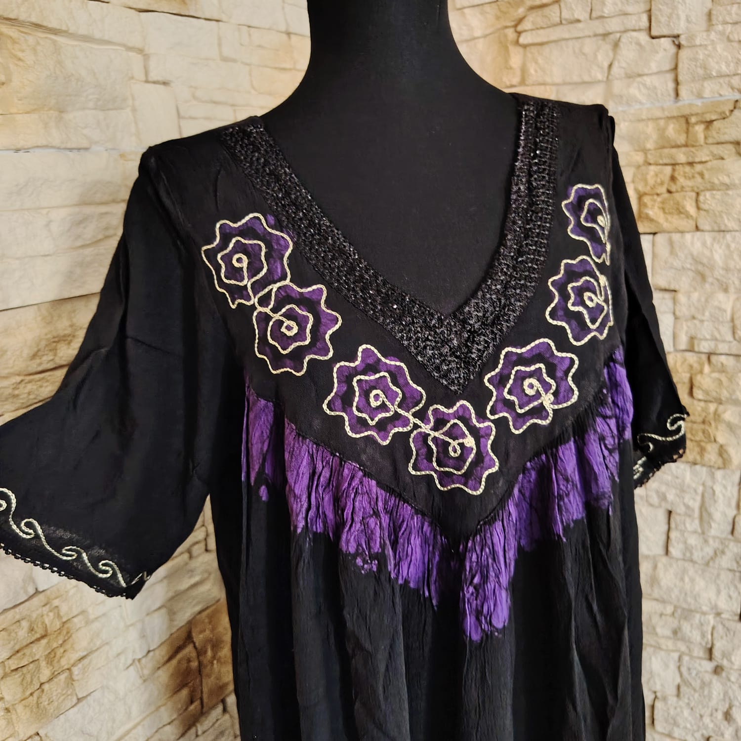RV 57 ROCHIE INDIANA CU BRODERIE ARTIZANALA - imagine 4