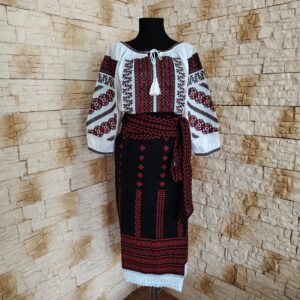 COSTUM TRADITIONAL 3 PIESE {CATRINTA, BRAU, IE} – CT 033