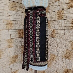 COSTUM TRADITIONAL 2 PIESE {CATRINTA, BRAU} – CT 092