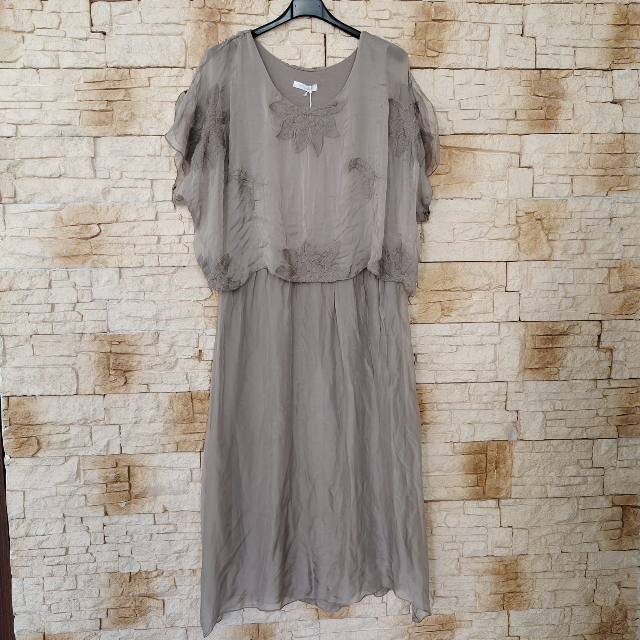 RB 035 ROCHIE DIN MATASE - imagine 3