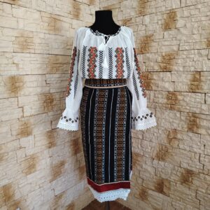 COSTUM TRADITIONAL 3 PIESE {CATRINTA, BRAU, IE} – CT 103