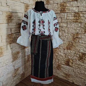 COSTUM FATA 3 PIESE (IE, CATRINTA, BRAU) CF 037